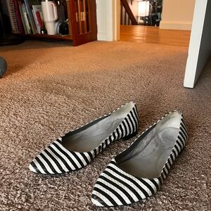 AEROSOLES Black and White Striped Flats